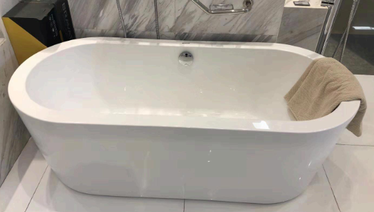 Acrylic Free Standing Bathtub 1.7m Free Standing Bathtub