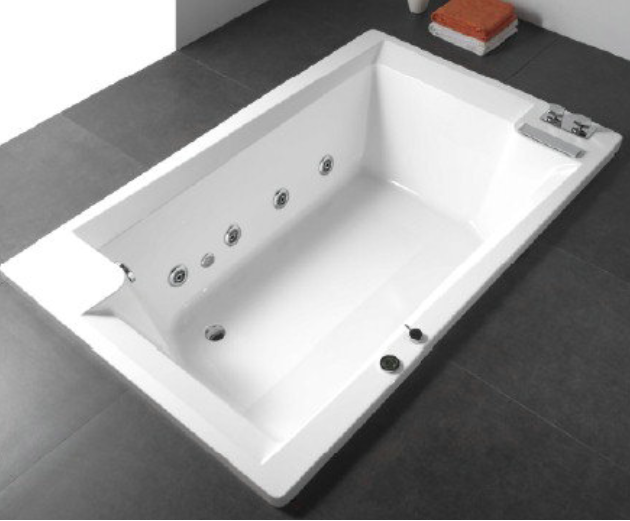 Big Bathtub 1.7m Deck Mounted Massage Bathtub
 (Jacuzzi)